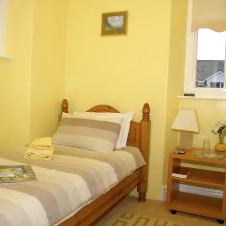 Adam Place Уиндермир