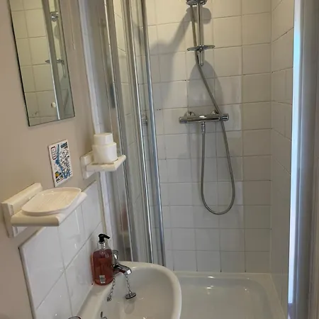Adam Place Affittacamere 3*
